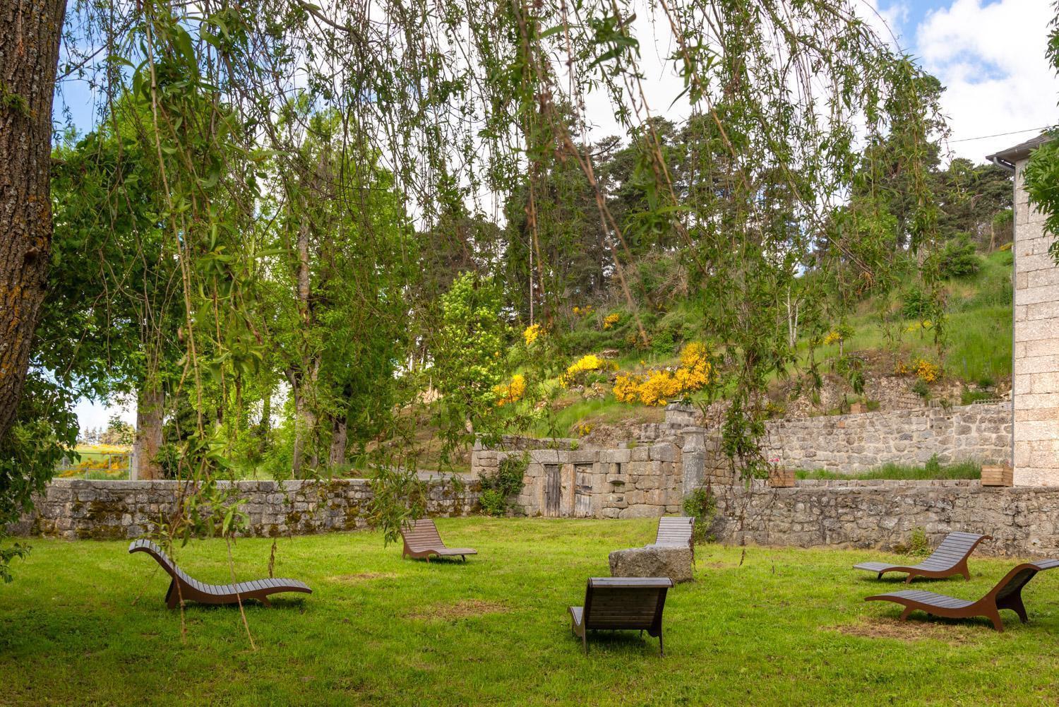 Gite De La Grange - Domaine De Coulagnettes Serverette Extérieur photo